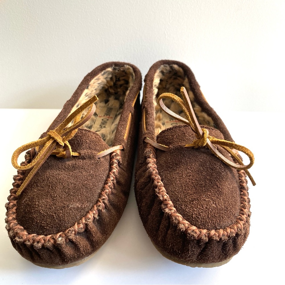 Minnetonka Womens Cally Moccasin Slippers Brown Suede Faux Fur Lining Size 8